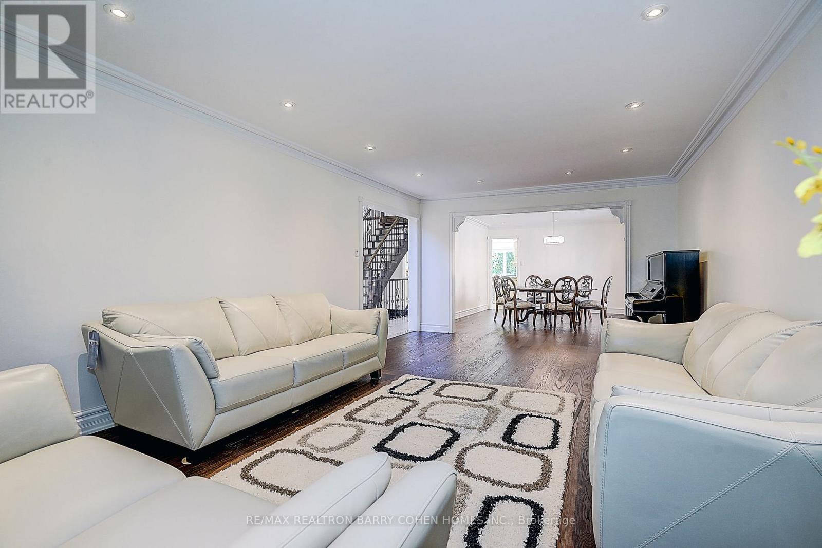 44 Prince Edward Boulevard, Markham, Ontario  L3T 7G1 - Photo 6 - N13763706