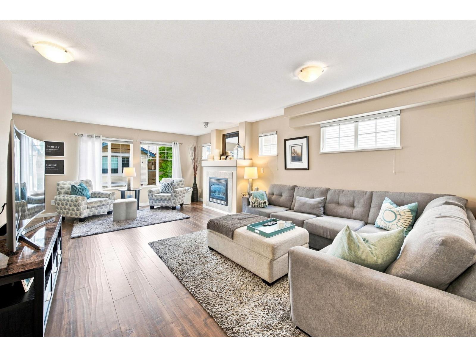 6 6533 121 Street, Surrey, British Columbia  V3W 1M5 - Photo 3 - R3163687