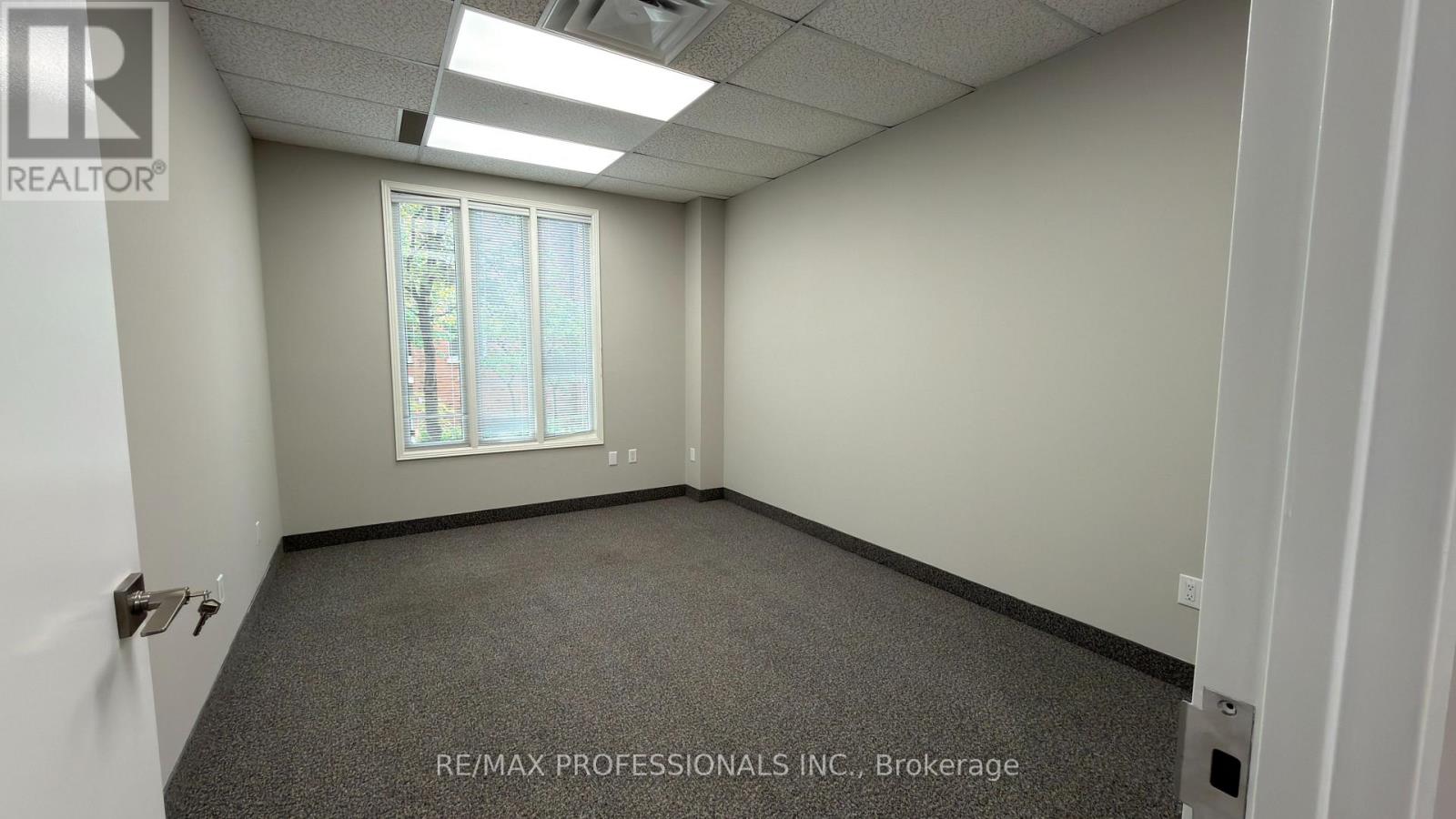 200 - 4255 Sherwoodtowne Boulevard, Mississauga, Ontario  L4Z 1Y5 - Photo 2 - W13763648