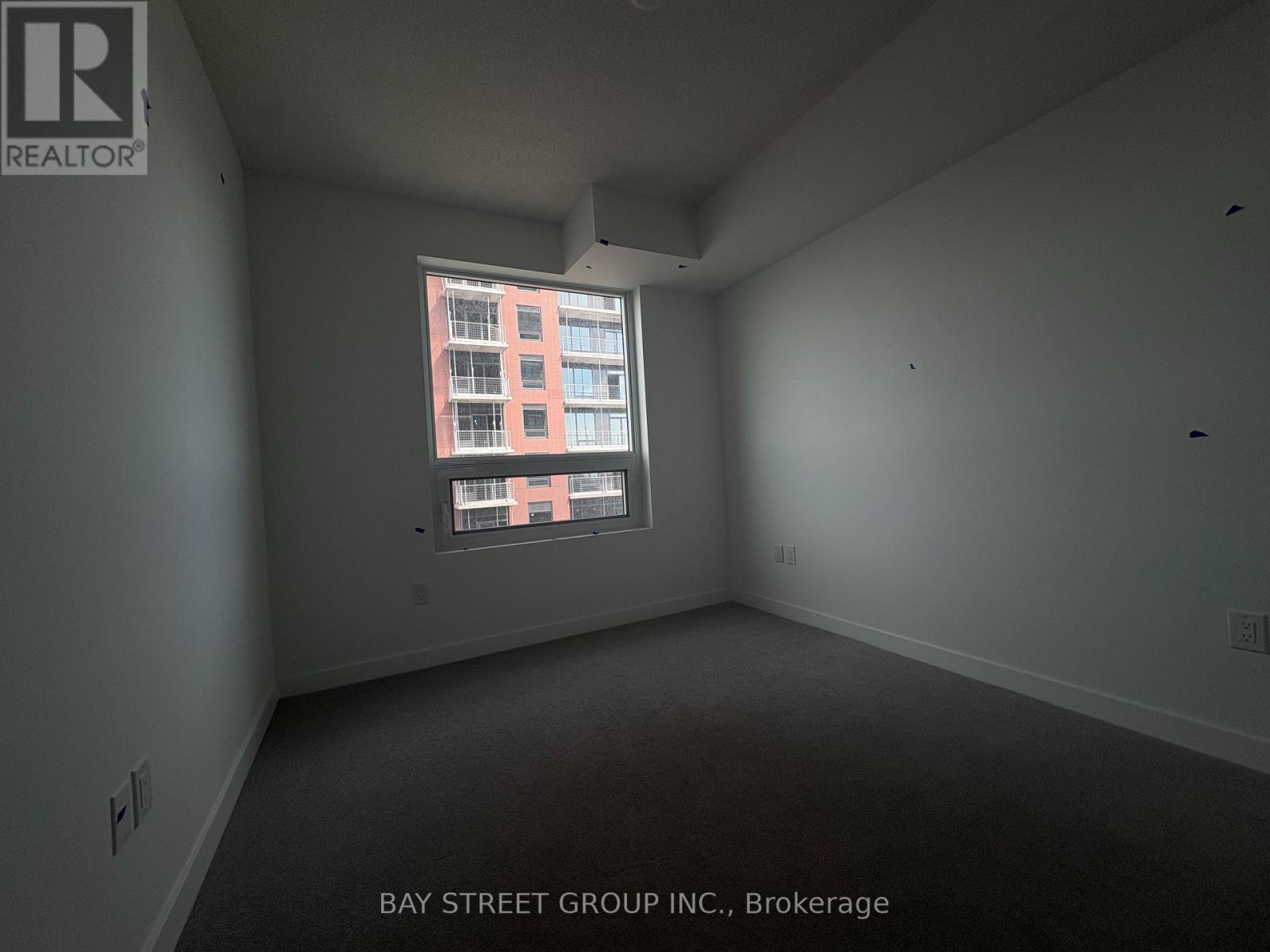 2022 - 4010 Eglinton Avenue W, Toronto, Ontario  M9A 0G5 - Photo 16 - W13763678
