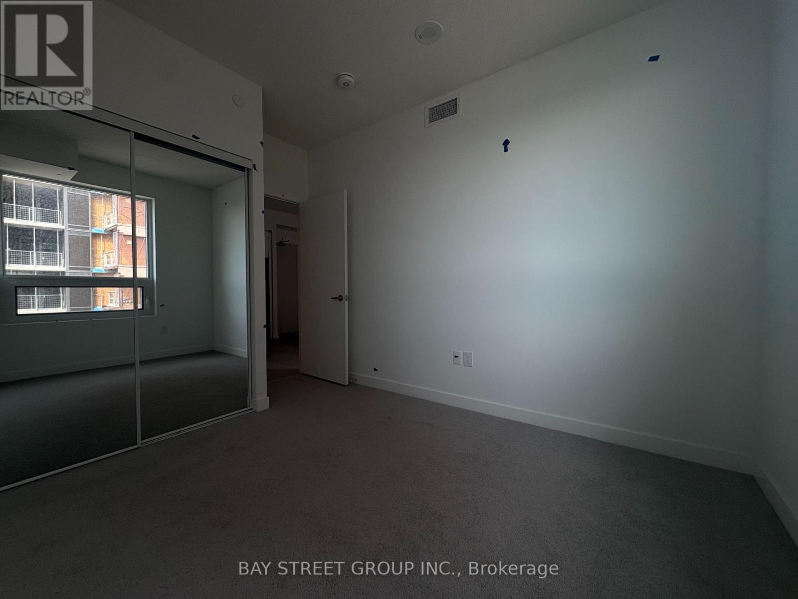 2022 - 4010 Eglinton Avenue W, Toronto, Ontario  M9A 0G5 - Photo 8 - W13763678