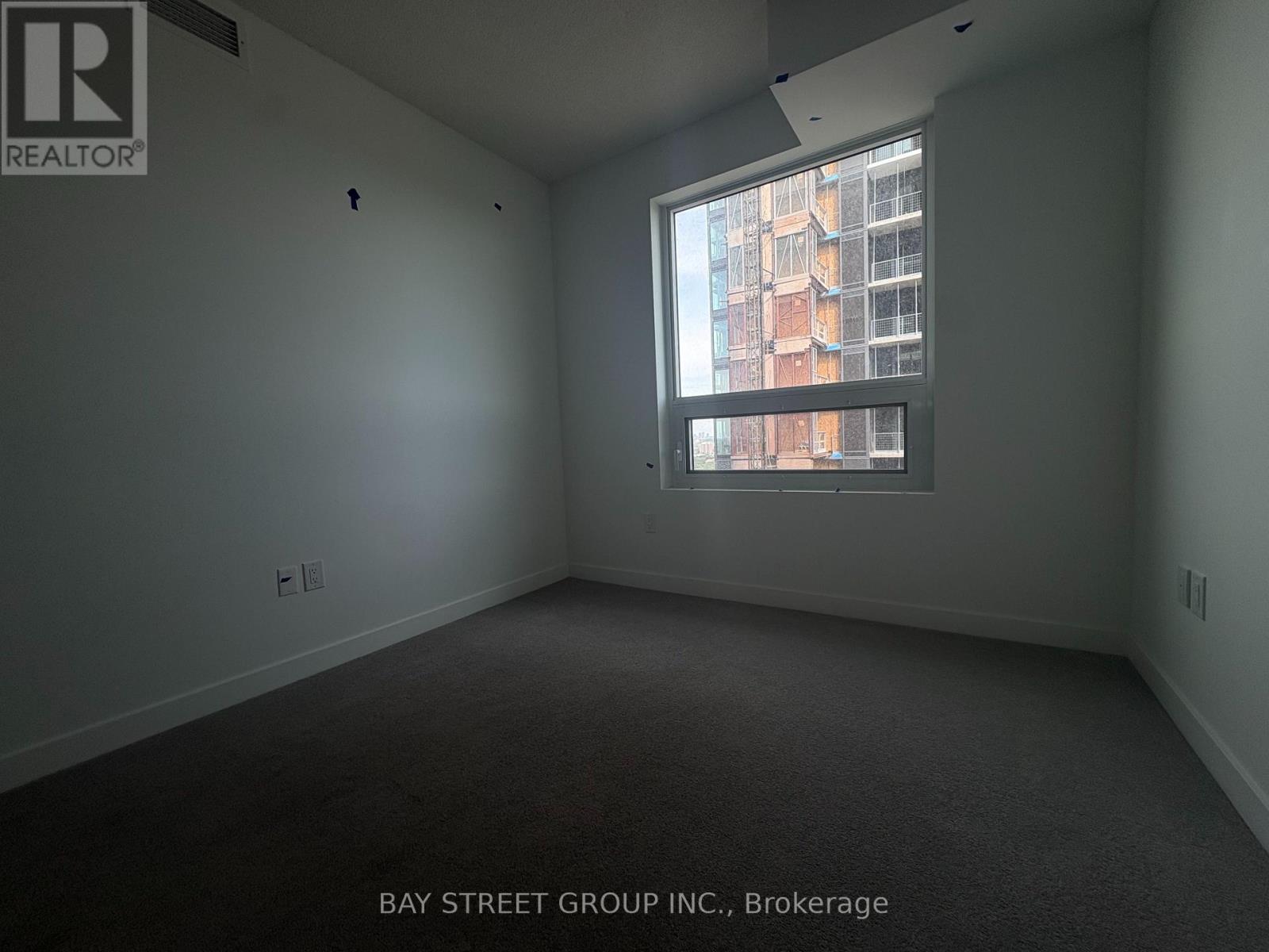 2022 - 4010 Eglinton Avenue W, Toronto, Ontario  M9A 0G5 - Photo 9 - W13763678