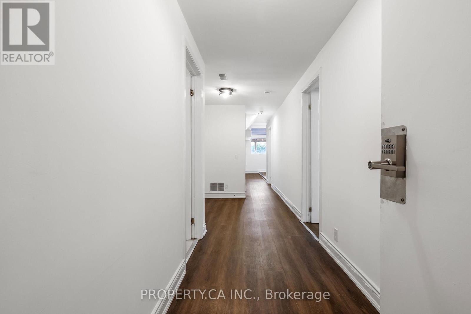 2 - 121 Melrose Street, Toronto, Ontario  M8Y 1B4 - Photo 9 - W13763704