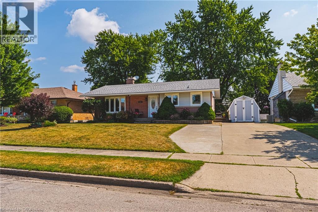 1821 Biscayne Drive, Cambridge, Ontario  N3H 4R2 - Photo 3 - 40850176