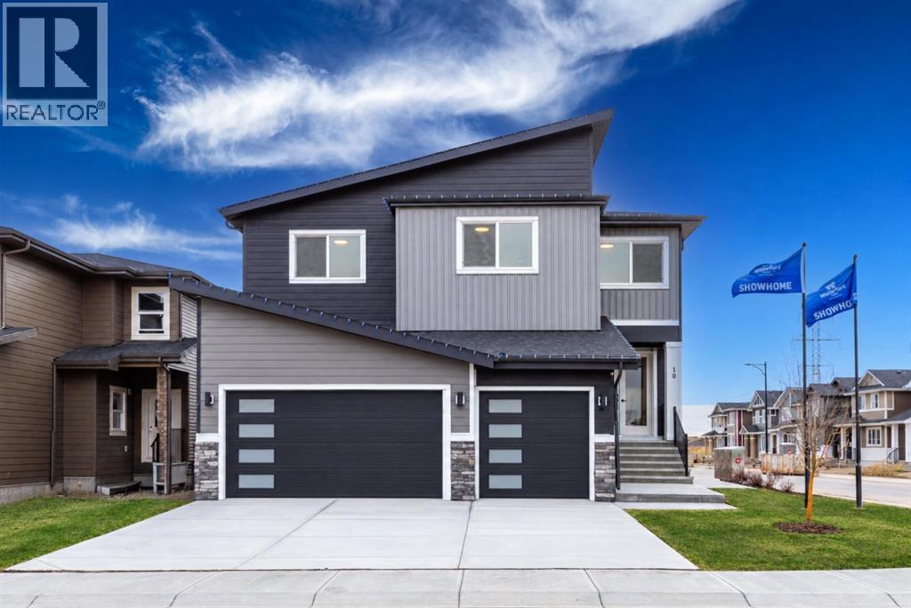 10 Waterford Mews, Chestermere, Alberta  T1X 3B4 - Photo 1 - A2341022