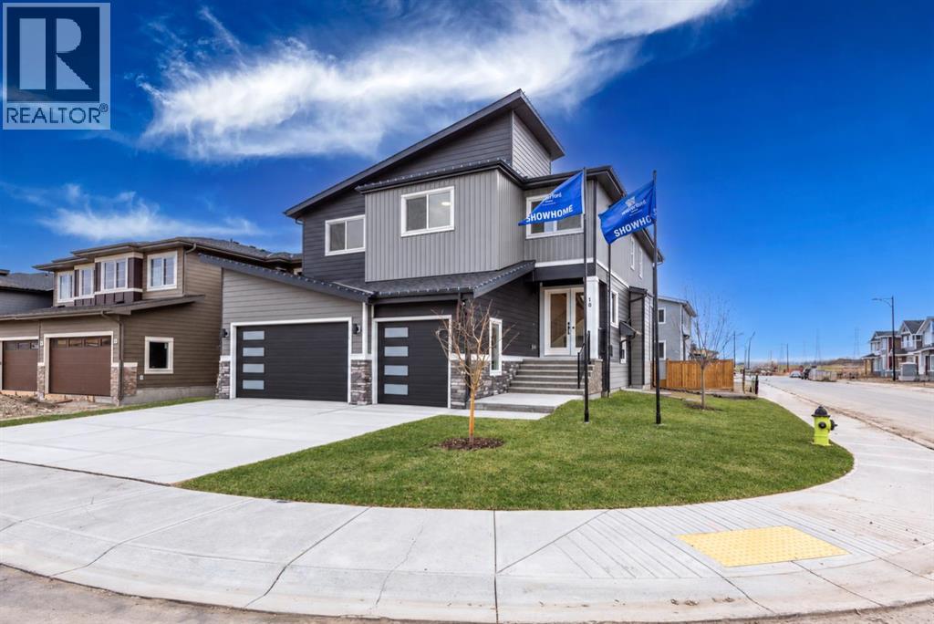 10 Waterford Mews, Chestermere, Alberta  T1X 3B4 - Photo 2 - A2341022
