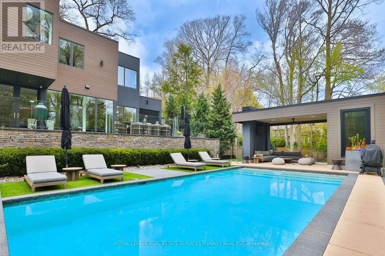 1102 Crestview Street, Oakville, Ontario  L6J 2C6 - Photo 43 - W13558096
