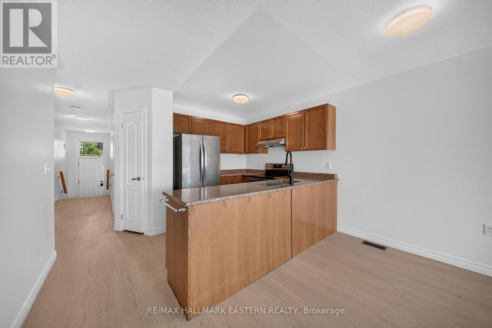 656 Clancy Crescent, Peterborough, Ontario  K9K 2S3 - Photo 10 - X13759724