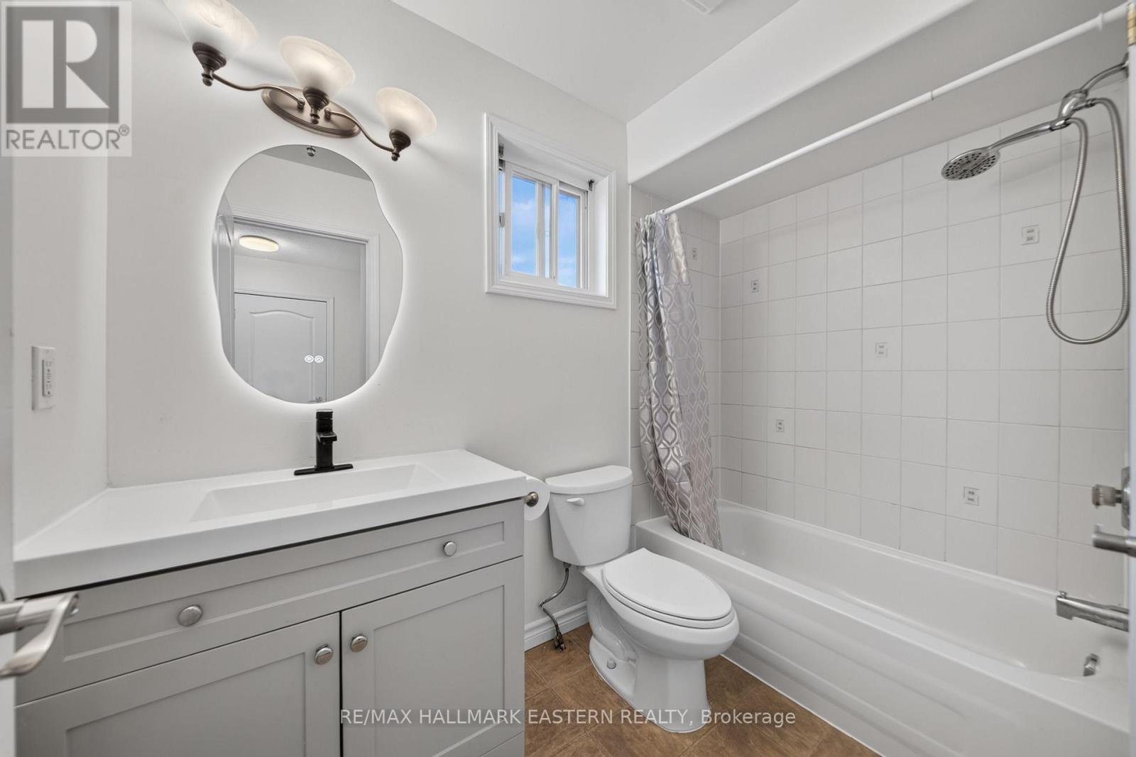 656 Clancy Crescent, Peterborough, Ontario  K9K 2S3 - Photo 5 - X13759724