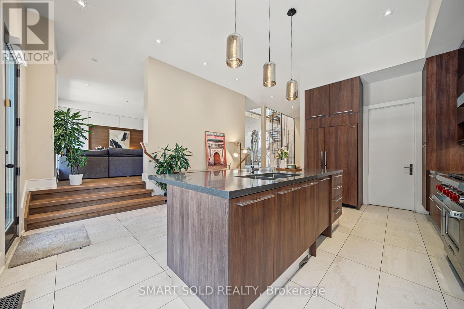 588 Conacher Drive, Toronto, Ontario  M2M 3M8 - Photo 19 - C13763720