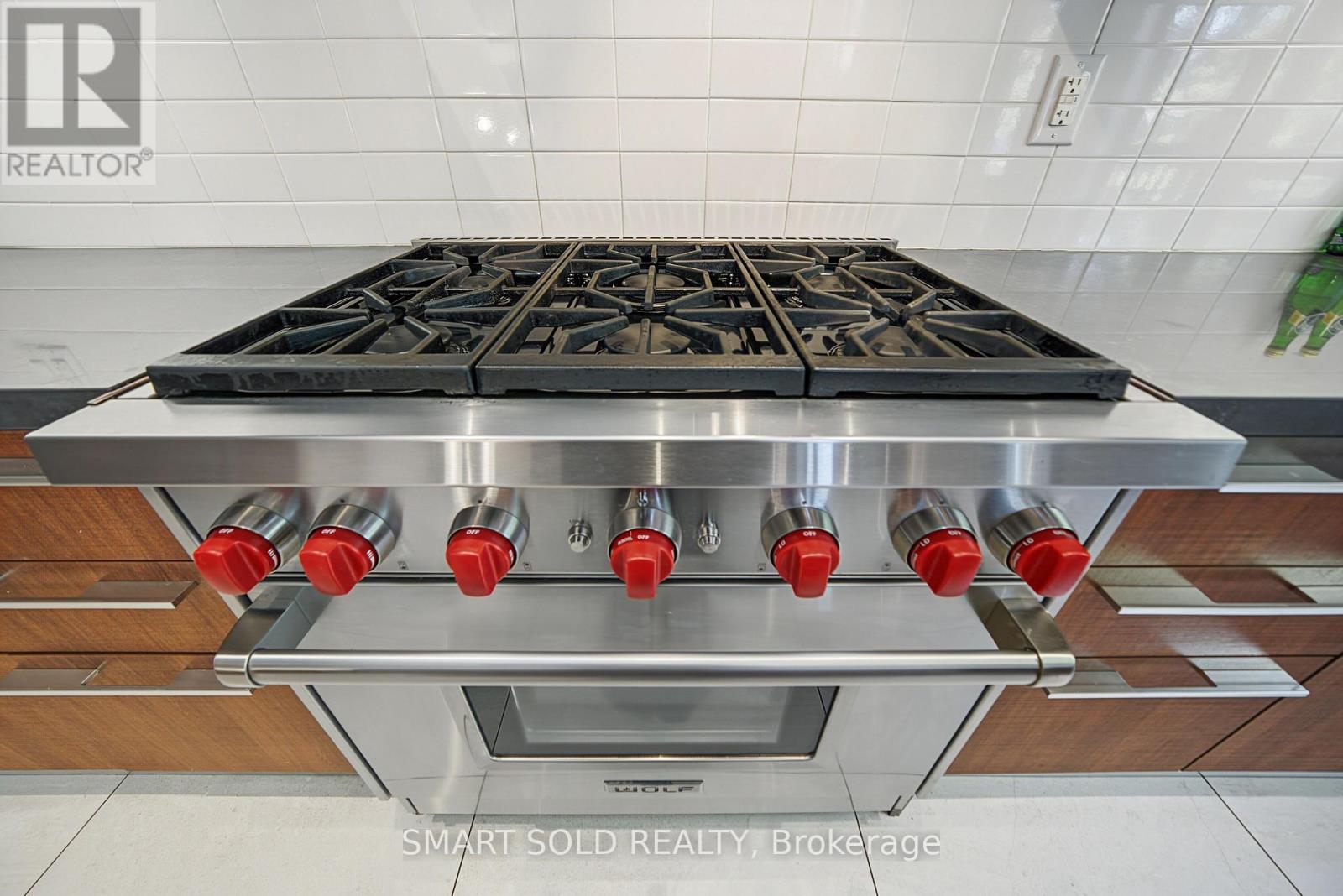 588 Conacher Drive, Toronto, Ontario  M2M 3M8 - Photo 20 - C13763720