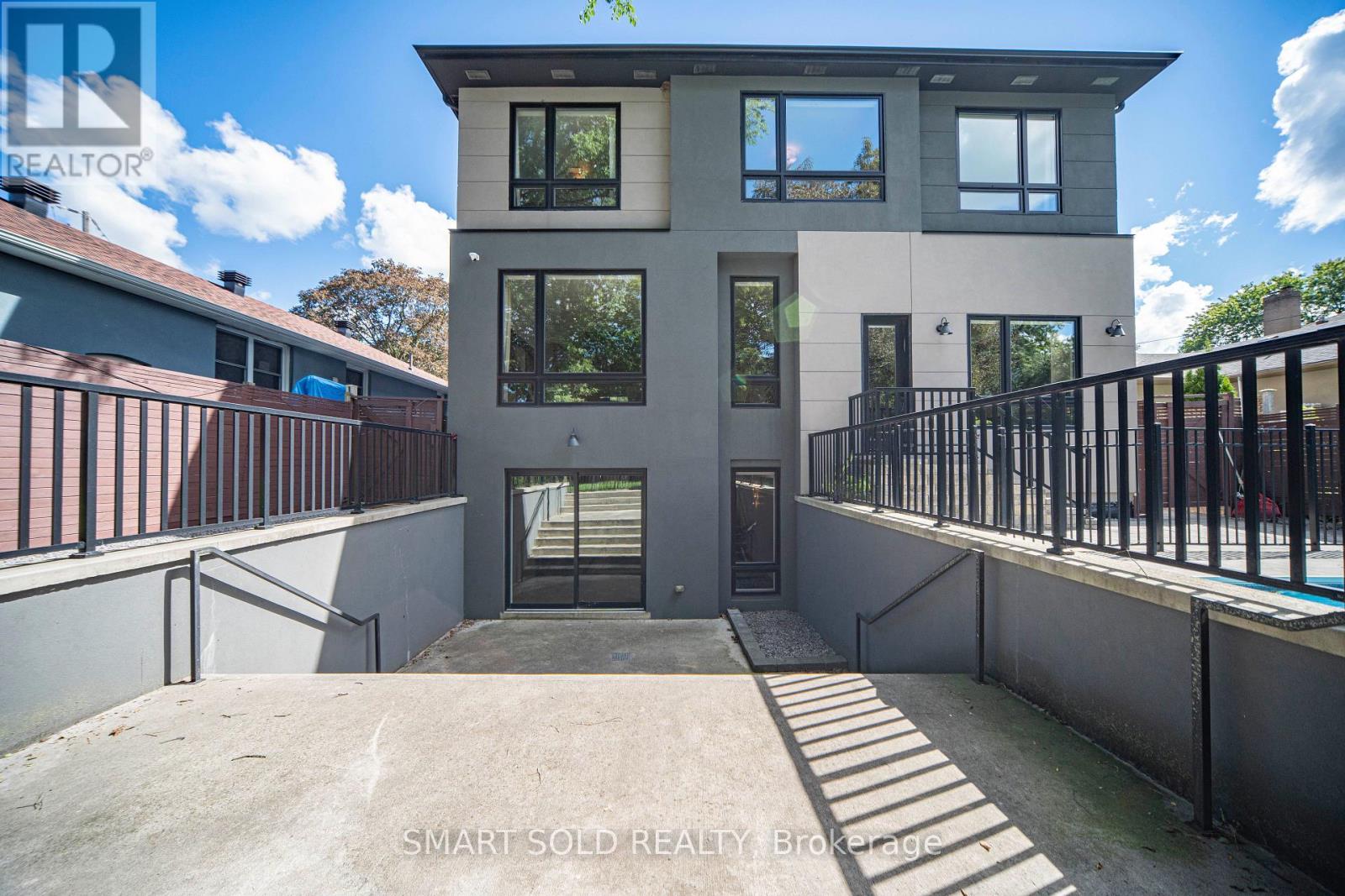 588 Conacher Drive, Toronto, Ontario  M2M 3M8 - Photo 47 - C13763720