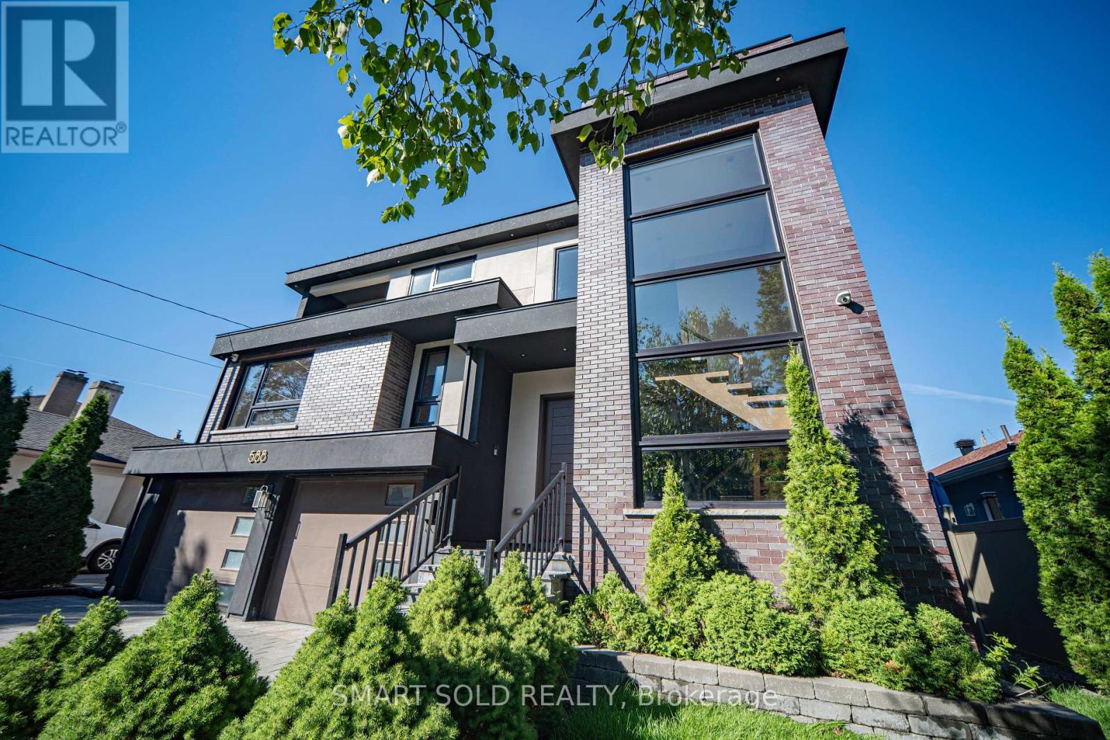 588 Conacher Drive, Toronto, Ontario  M2M 3M8 - Photo 7 - C13763720