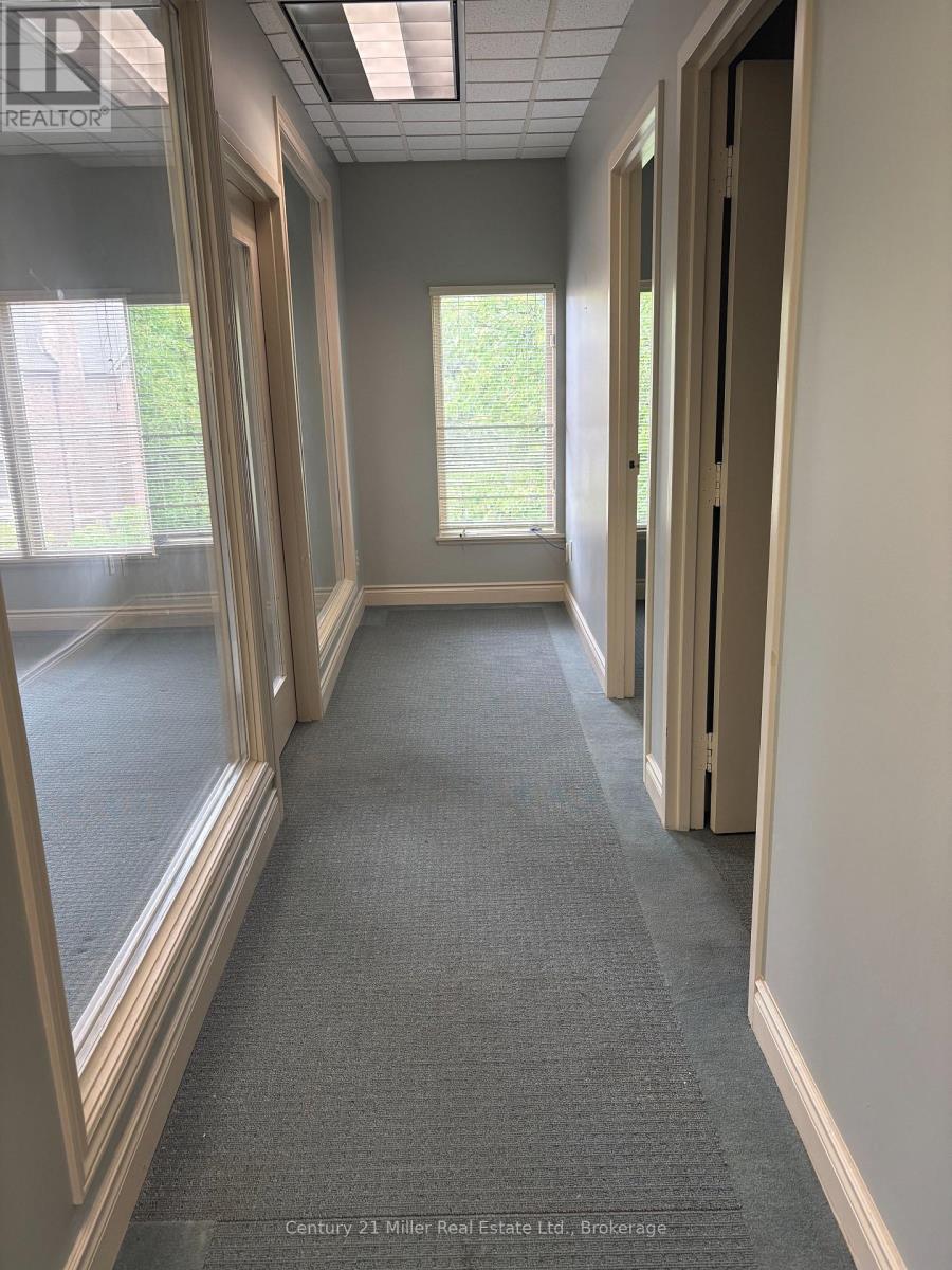 102 - 2898 South Sheridan Way, Oakville, Ontario  L6J 7L5 - Photo 4 - W13763722