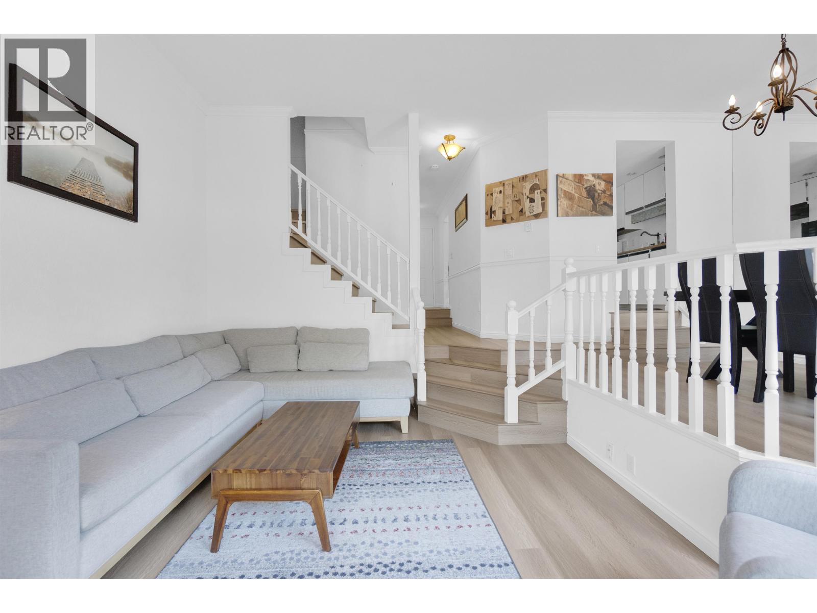 108 216 E 6th Street, North Vancouver, British Columbia  V7L 1P5 - Photo 2 - R3163672