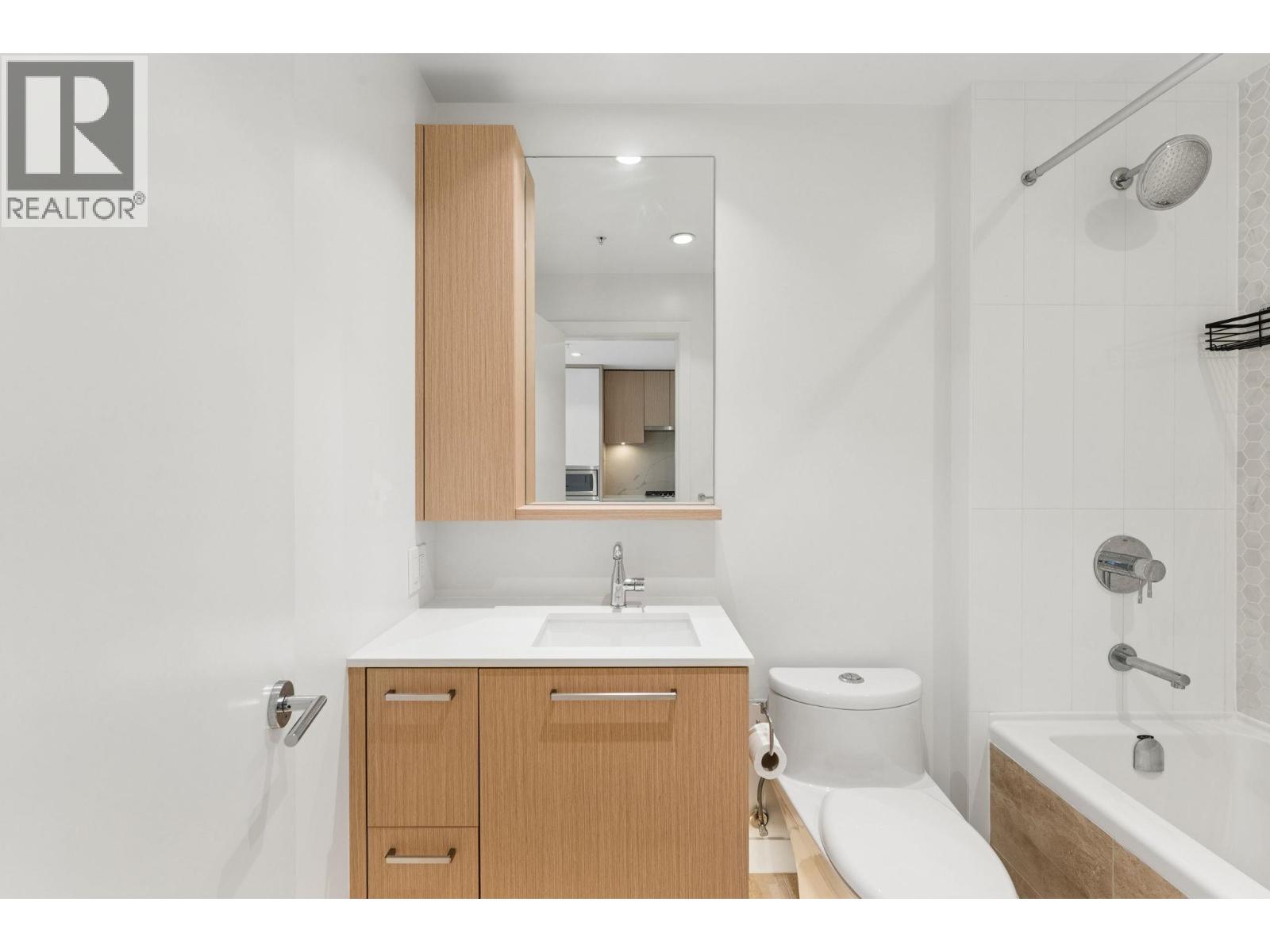 903 567 Clarke Road, Coquitlam, British Columbia  V3J 0K7 - Photo 16 - R3163675