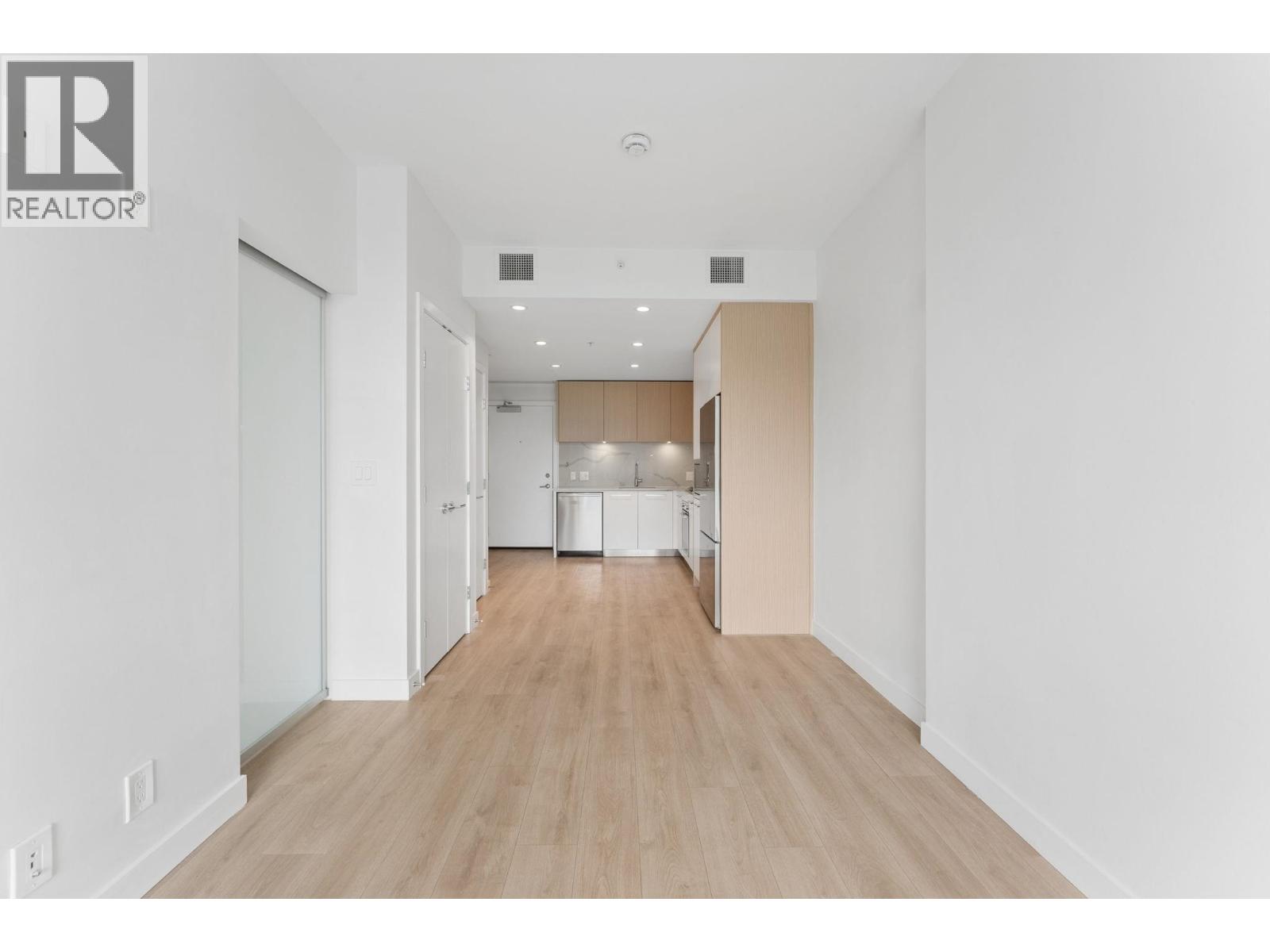 903 567 Clarke Road, Coquitlam, British Columbia  V3J 0K7 - Photo 6 - R3163675