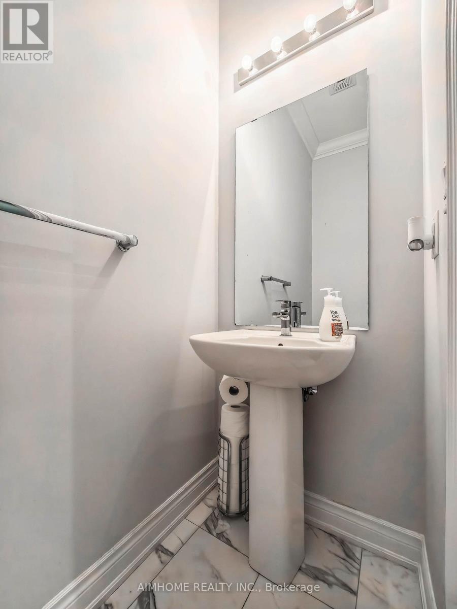 706 Harry Douglas Street, Newmarket, Ontario  L3X 0J8 - Photo 19 - N13763734