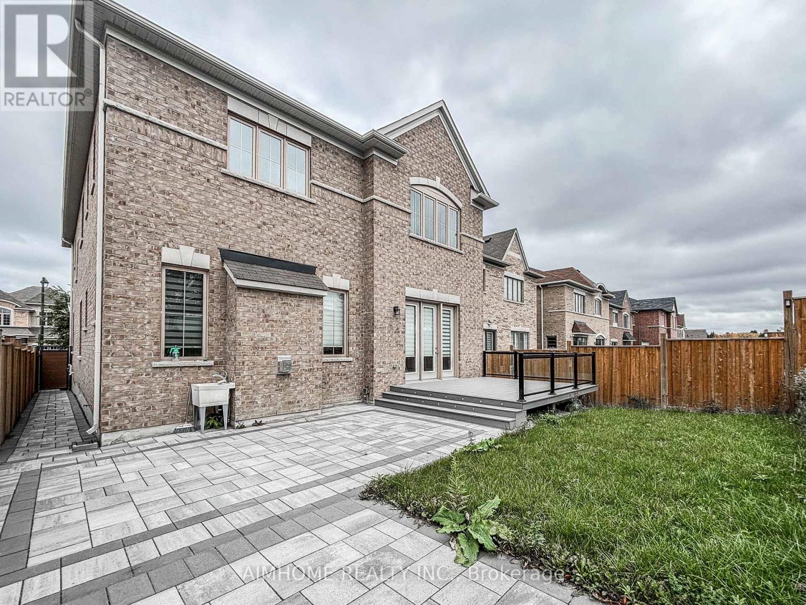 706 Harry Douglas Street, Newmarket, Ontario  L3X 0J8 - Photo 39 - N13763734