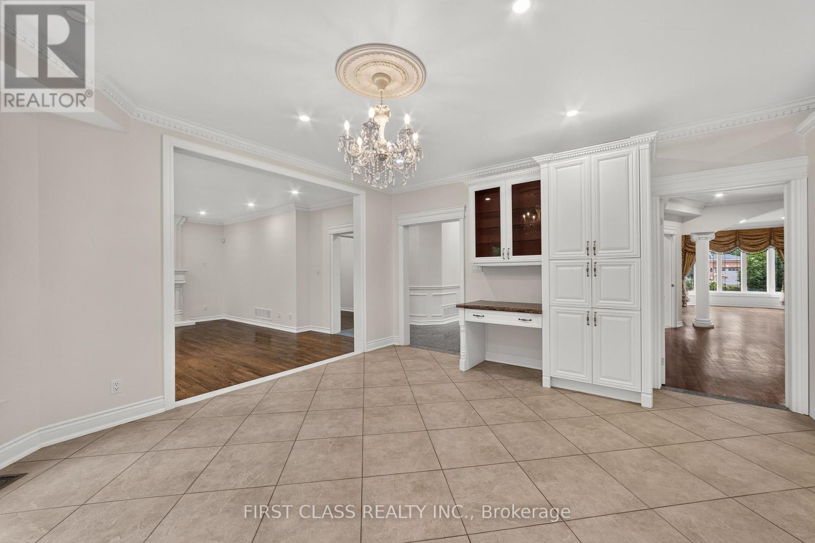 67 Black Walnut Crescent, Richmond Hill, Ontario  L4B 3S3 - Photo 14 - N13763736