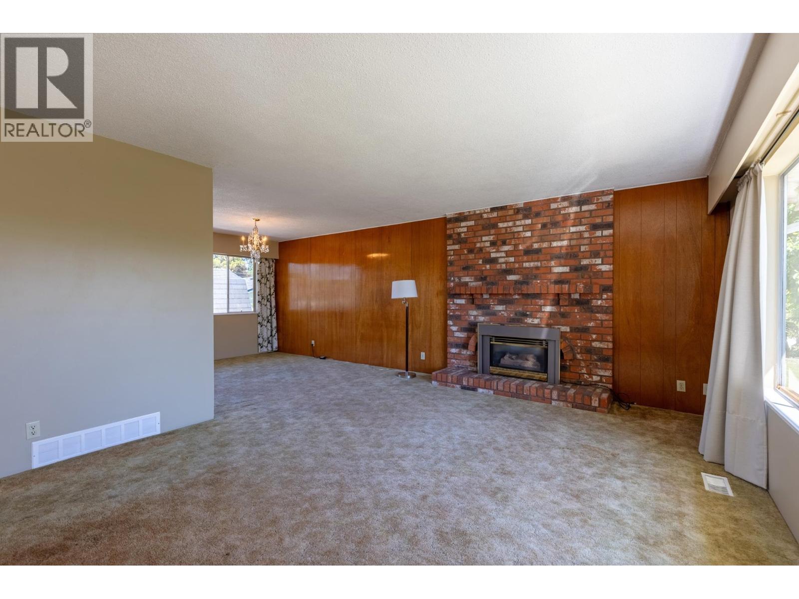 3371 Vincent Street, Port Coquitlam, British Columbia  V3B 3T5 - Photo 4 - R3163670
