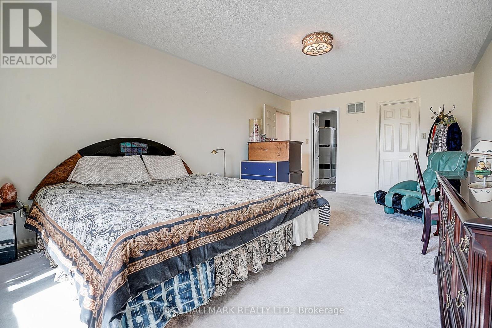 4491 Andiron Court, Mississauga, Ontario  L5V 1C9 - Photo 21 - W13763730