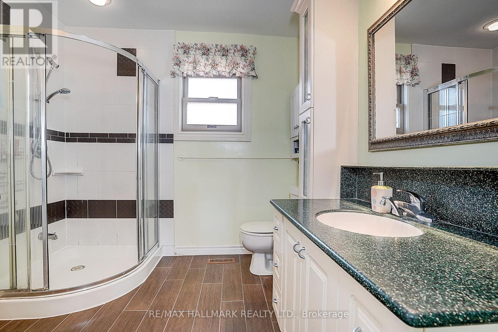 4491 Andiron Court, Mississauga, Ontario  L5V 1C9 - Photo 22 - W13763730