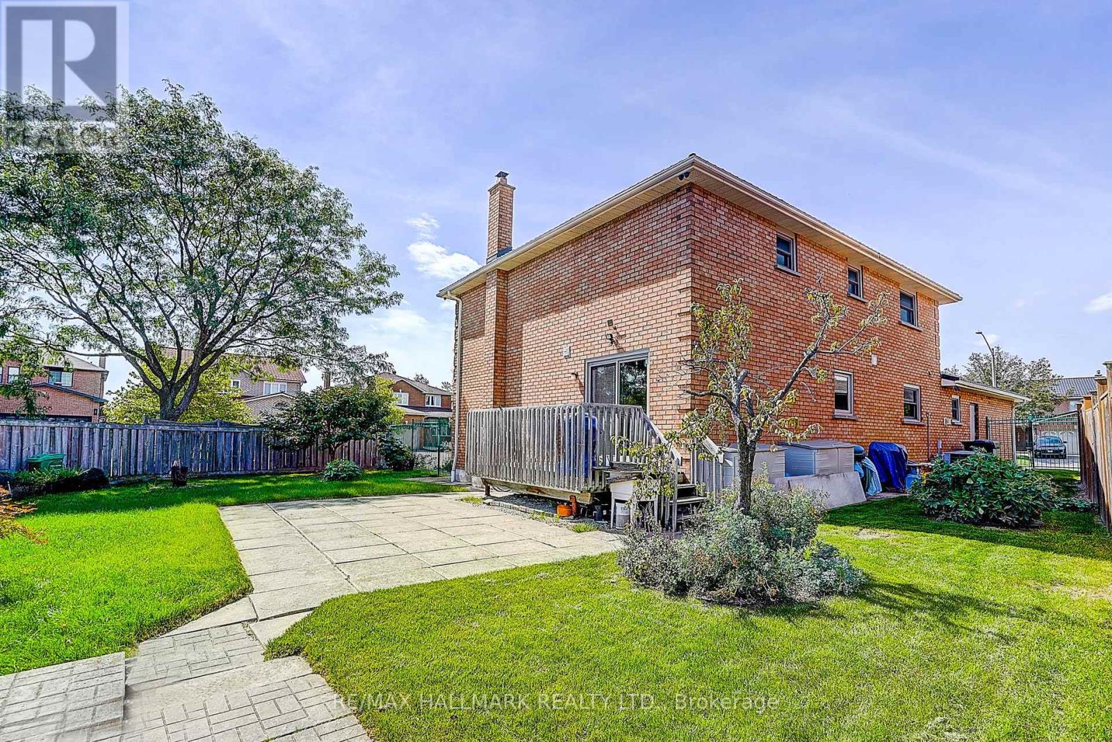 4491 Andiron Court, Mississauga, Ontario  L5V 1C9 - Photo 35 - W13763730