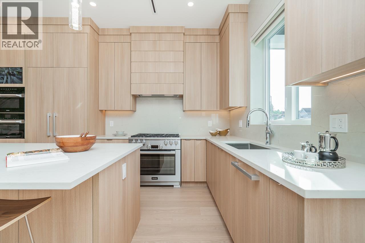 2623 Mcbain Avenue, Vancouver, British Columbia  V6L 2C7 - Photo 9 - R3163389