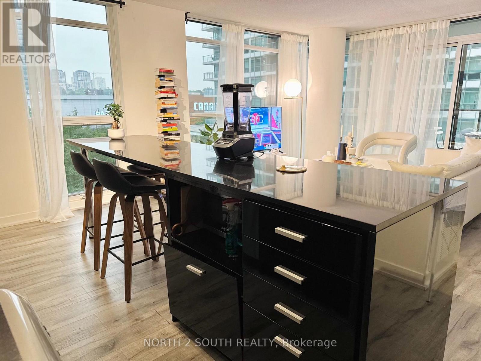 317 - 19 Singer Court, Toronto, Ontario  M2K 0B2 - Photo 4 - C13753288