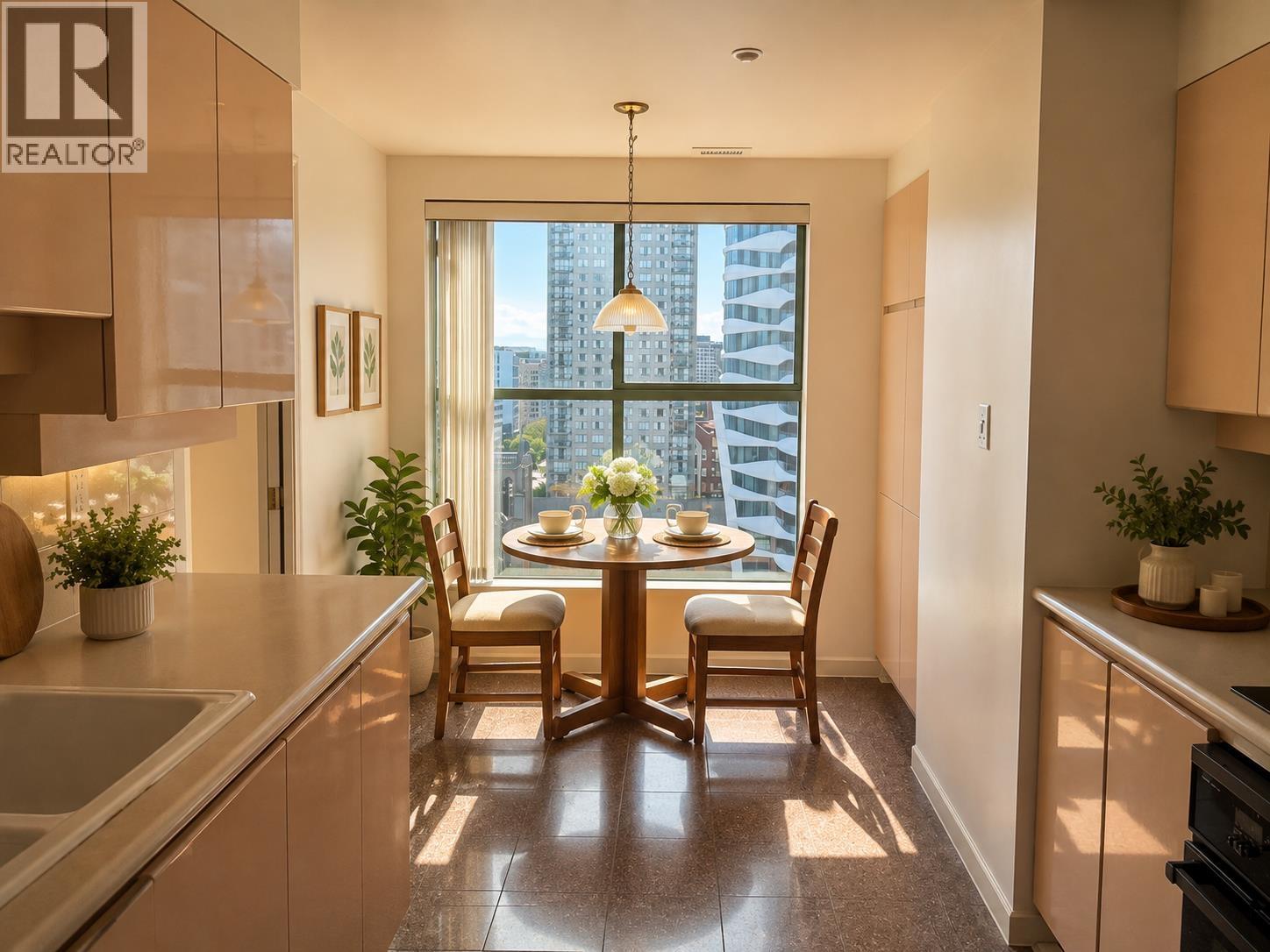 1903 909 Burrard Street, Vancouver, British Columbia  V6Z 2N2 - Photo 2 - R3163633