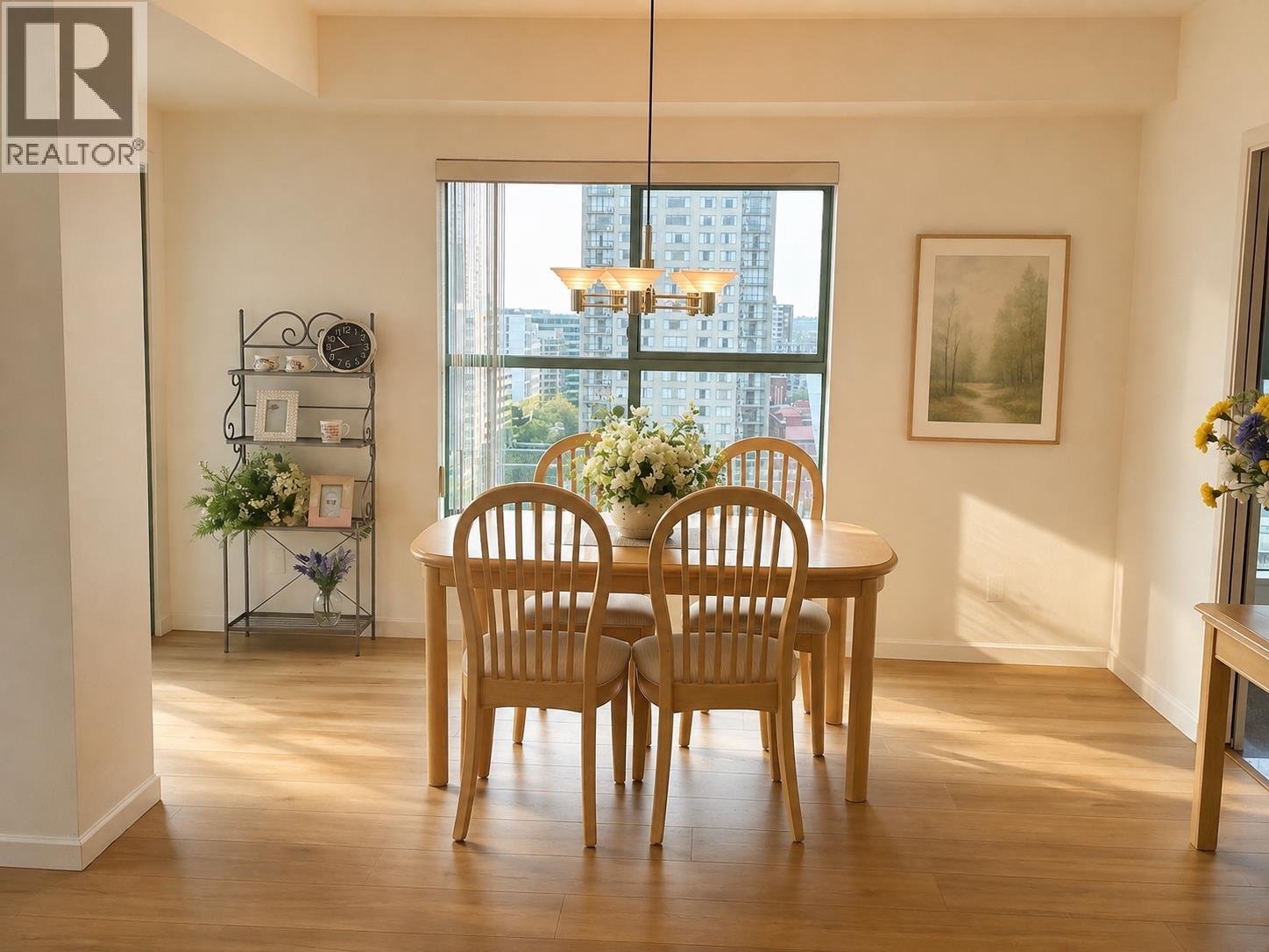 1903 909 Burrard Street, Vancouver, British Columbia  V6Z 2N2 - Photo 3 - R3163633