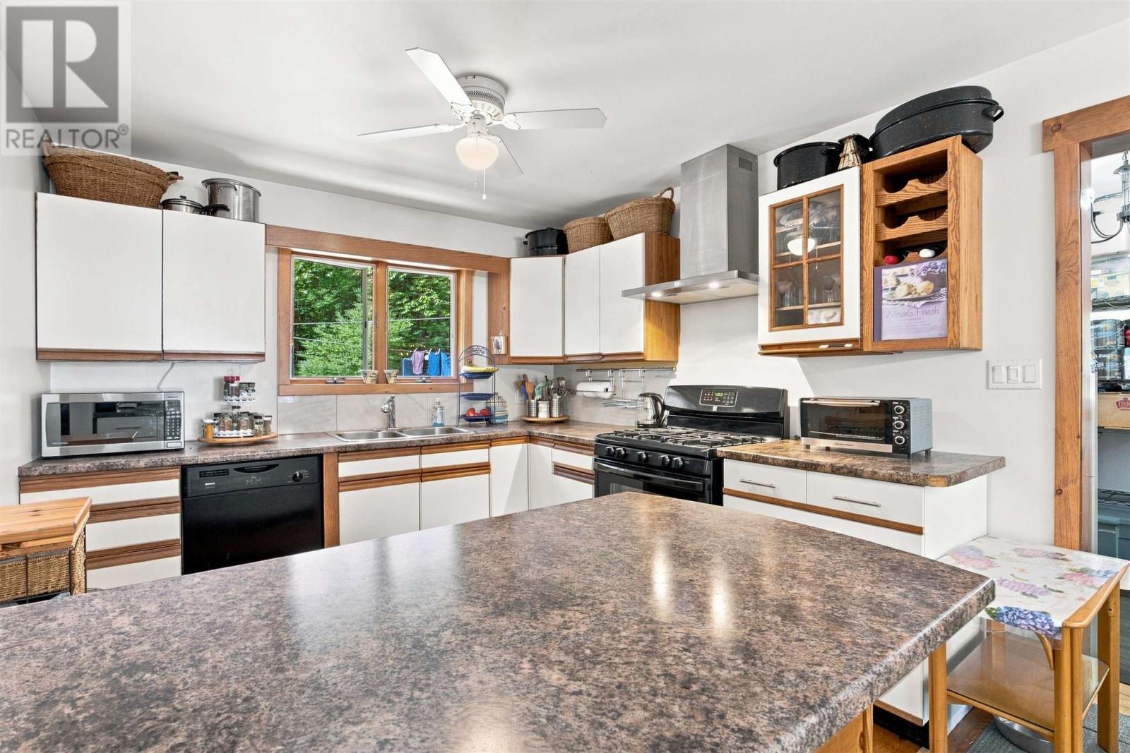 5364 Wierzbicki Dr, Hilton Township, Ontario  P0R 1J0 - Photo 11 - SM262479