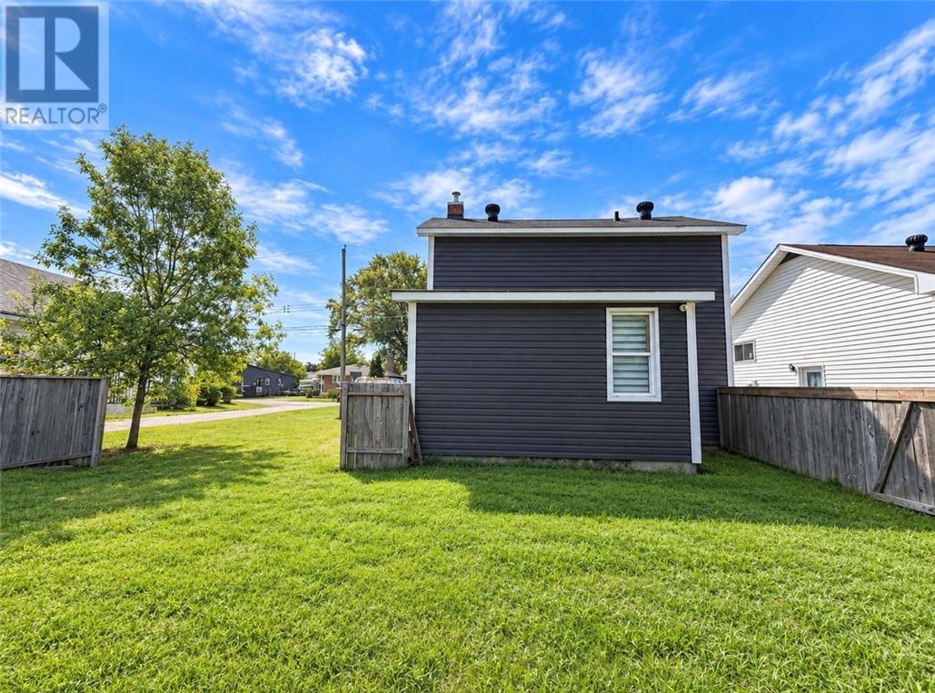 478 John Street, Espanola, Ontario  P5E 1L2 - Photo 3 - 2130178