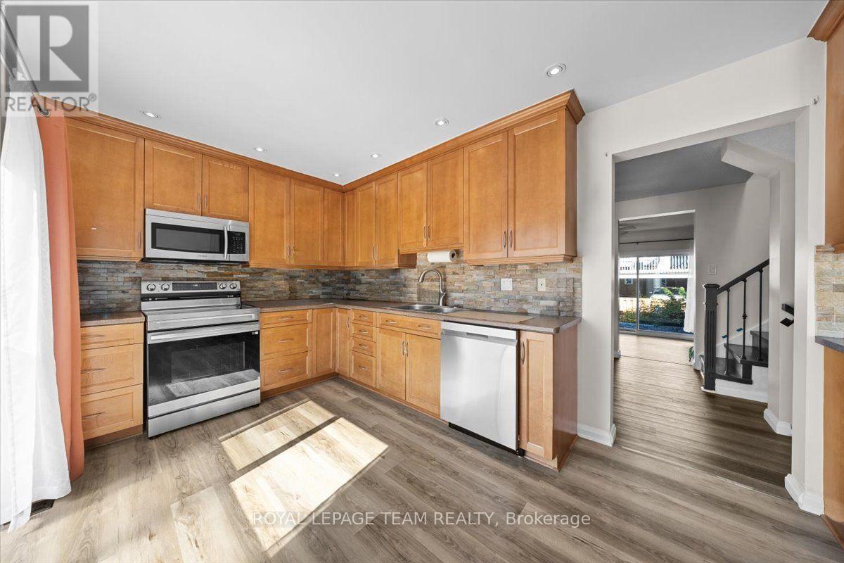 1137 Chimney Hill Way, Ottawa, Ontario  K1J 8Z7 - Photo 16 - X13760984
