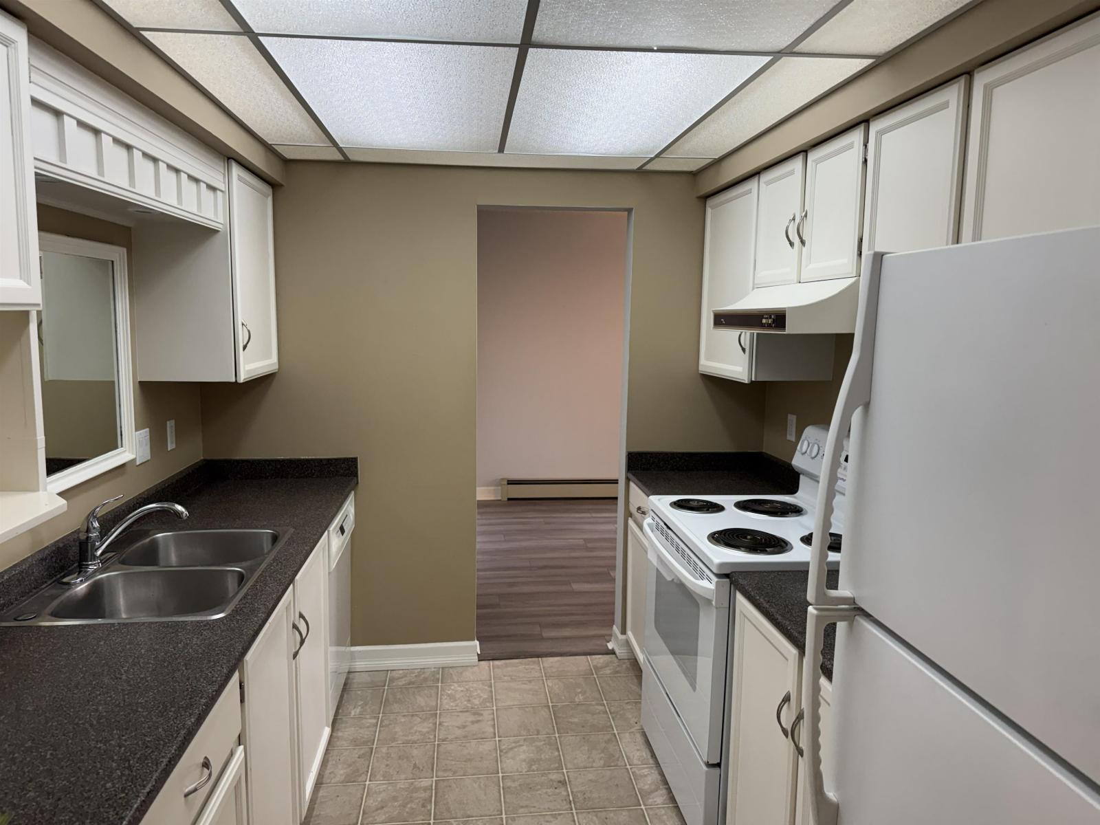 203 32098 George Ferguson Wa Way, Abbotsford, British Columbia  V2T 2K6 - Photo 7 - R3161423