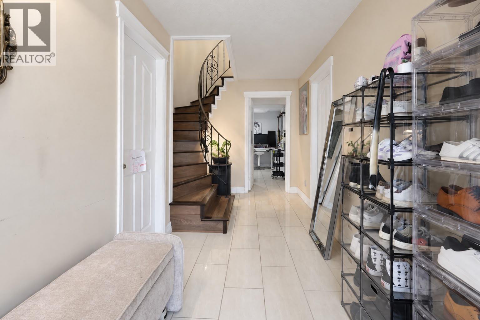 4158 Kenny Court, Burnaby, British Columbia  V5J 1L3 - Photo 25 - R3163612
