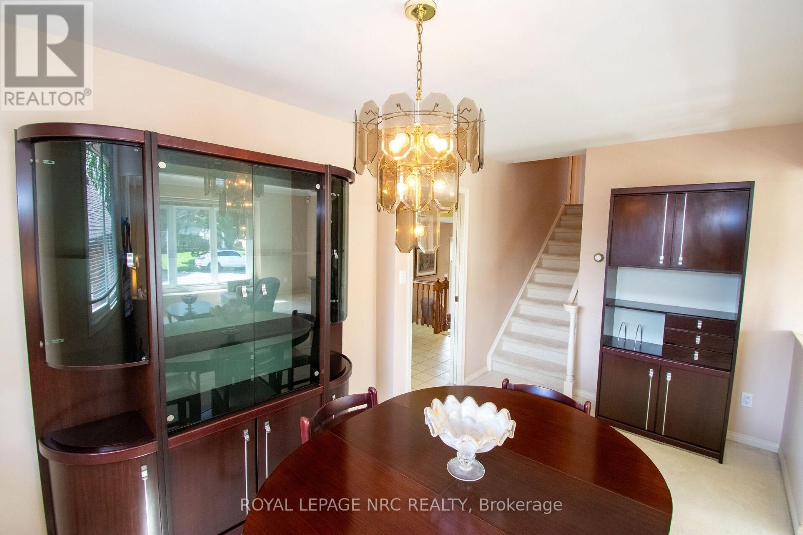 7 Dolly Circle, St. Catharines, Ontario  L2P 3T2 - Photo 10 - X13763752