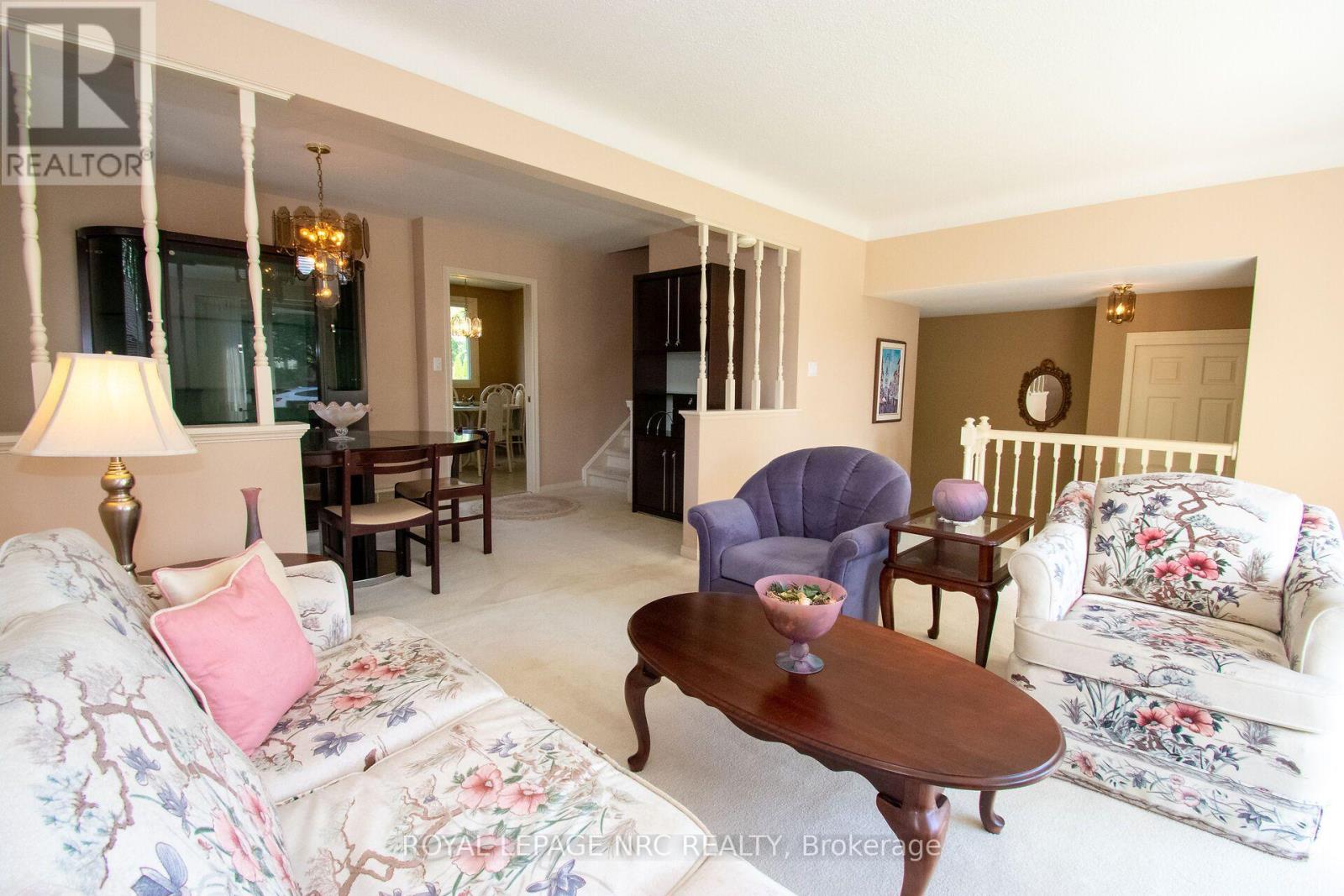 7 Dolly Circle, St. Catharines, Ontario  L2P 3T2 - Photo 8 - X13763752
