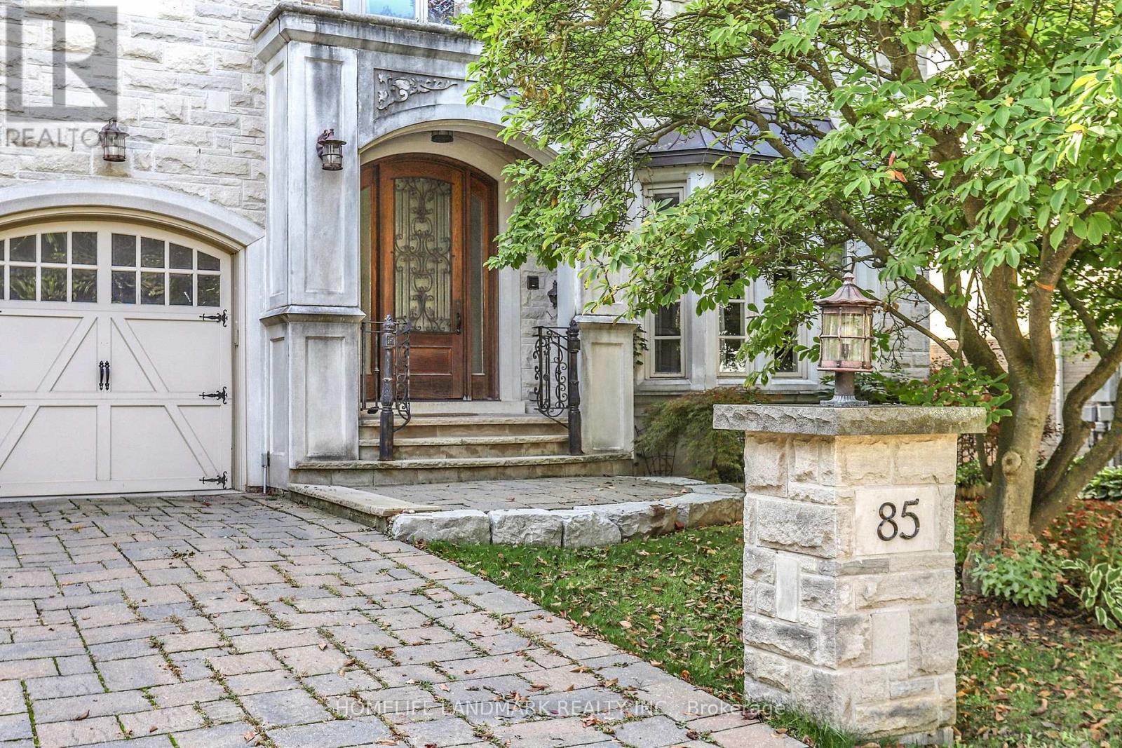 85 Aldershot Crescent, Toronto, Ontario  M2P 1M2 - Photo 2 - C13763784