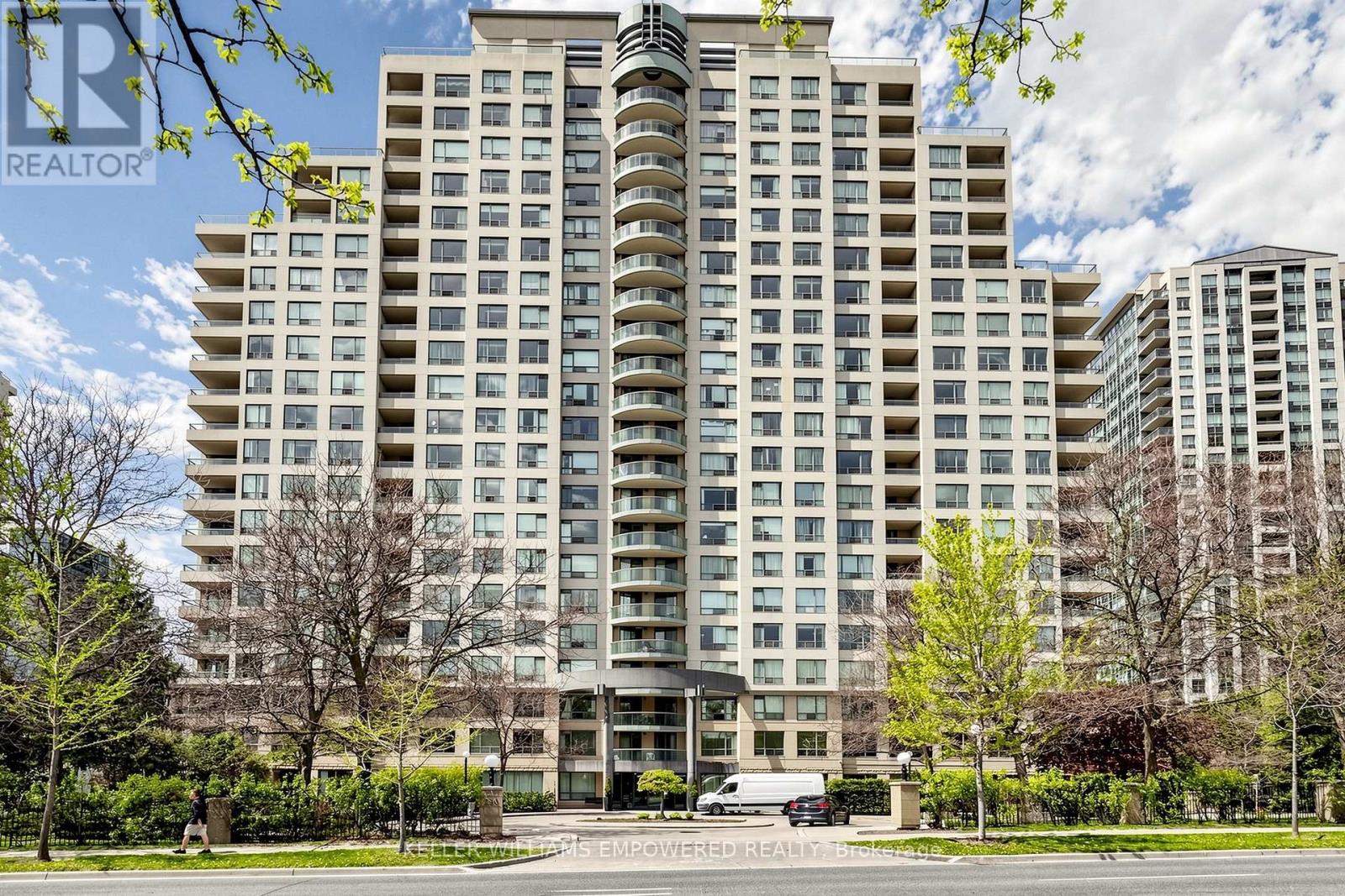 1511 - 238 DORIS AVENUE, Toronto, Ontario