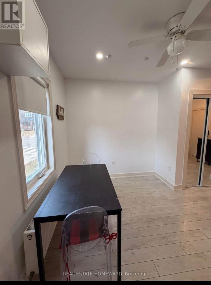 5 - 1659 Gerrard Street E, Toronto, Ontario  M3B 2P5 - Photo 4 - E13763768