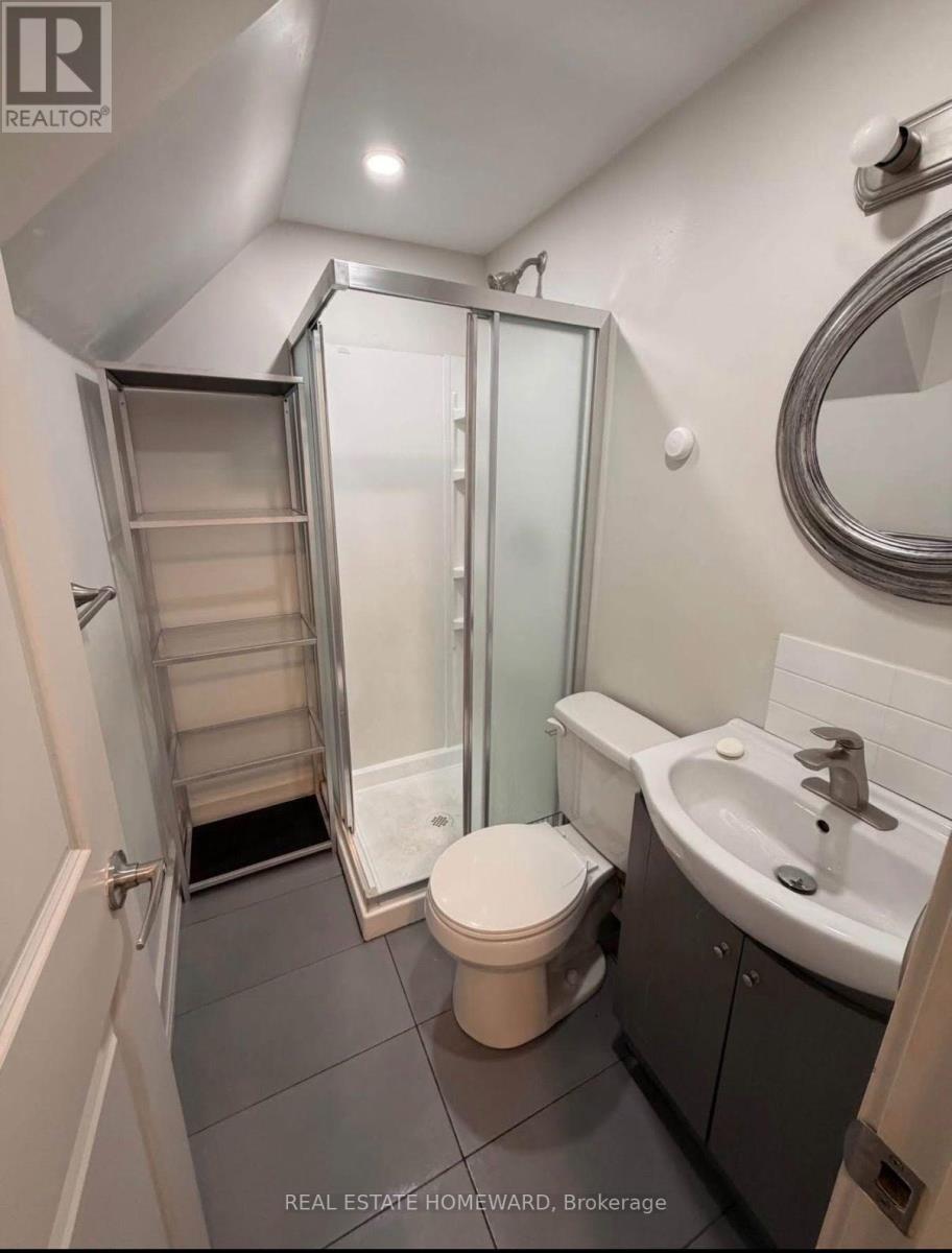 5 - 1659 Gerrard Street E, Toronto, Ontario  M3B 2P5 - Photo 6 - E13763768