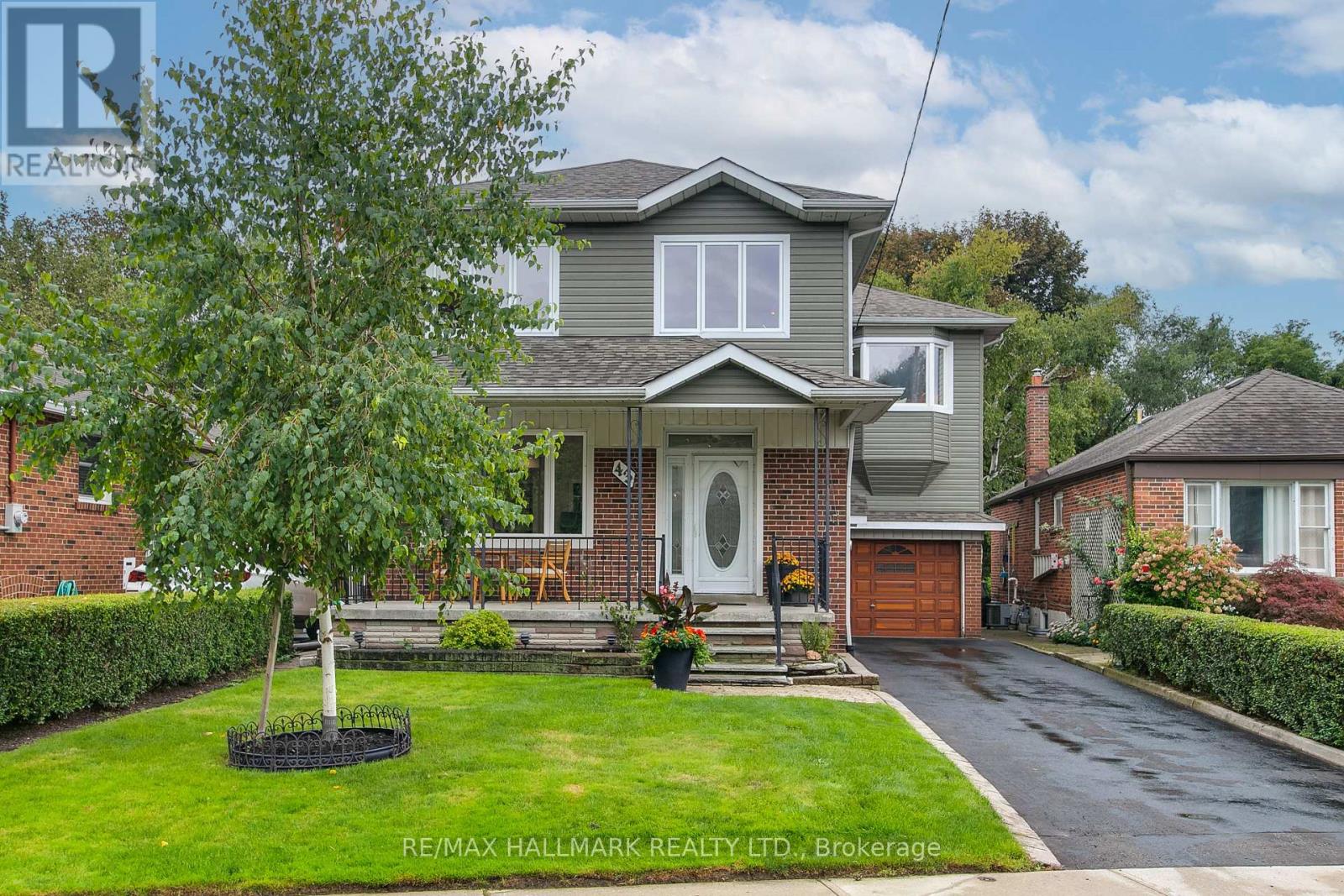 43 FERRIS ROAD, Toronto, Ontario