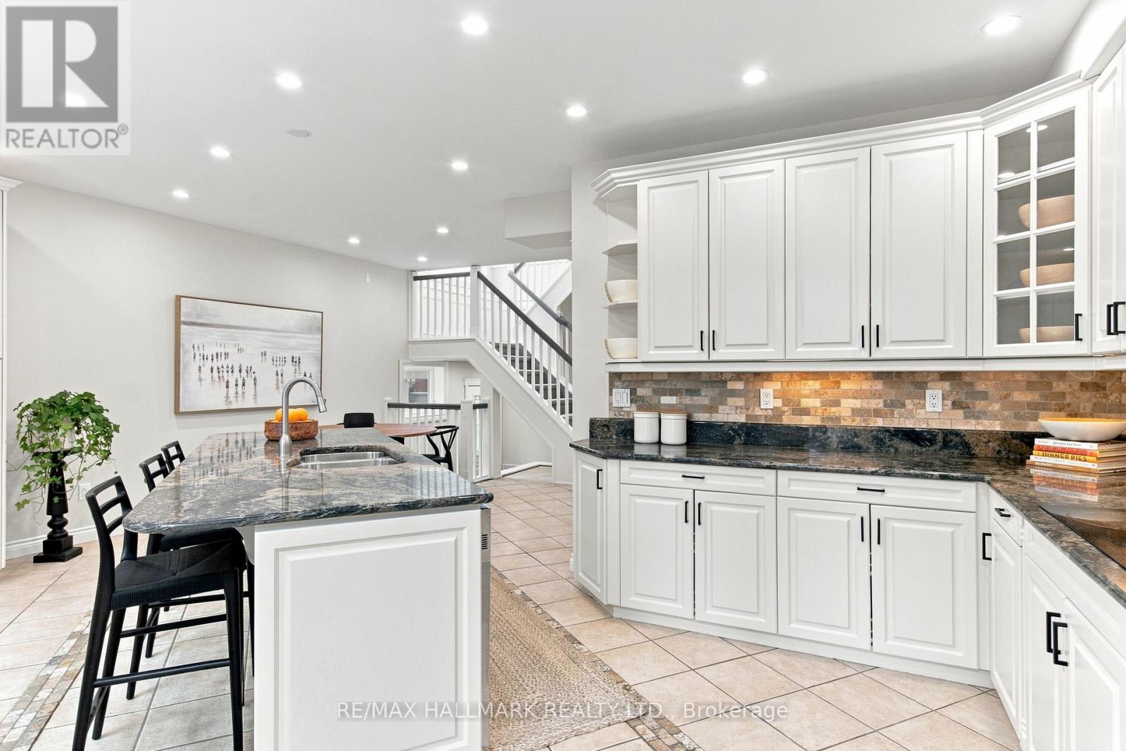 43 Ferris Road, Toronto, Ontario  M4B 1G2 - Photo 11 - E13763796