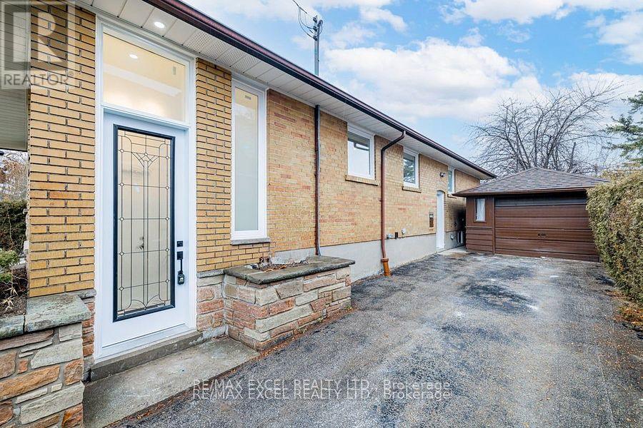 Lower Level - 6 Glaive Drive, Toronto, Ontario  M1P 1X6 - Photo 3 - E13763798