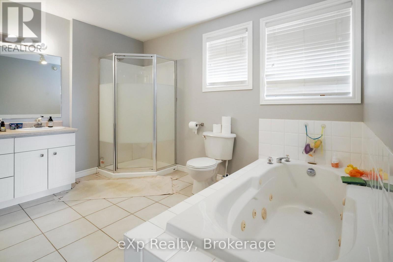 29 Maple Street, Mapleton, Ontario  N0G 1P0 - Photo 37 - X13763770