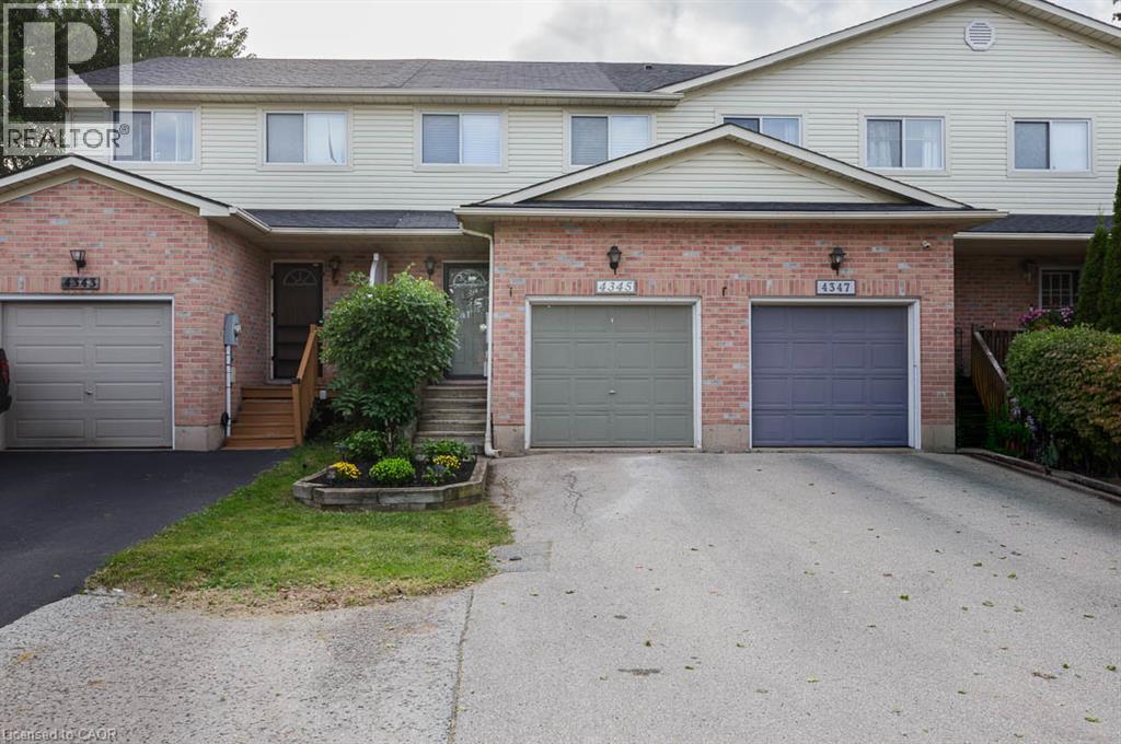 4345 BEVERLEY Crescent, Beamsville, Ontario