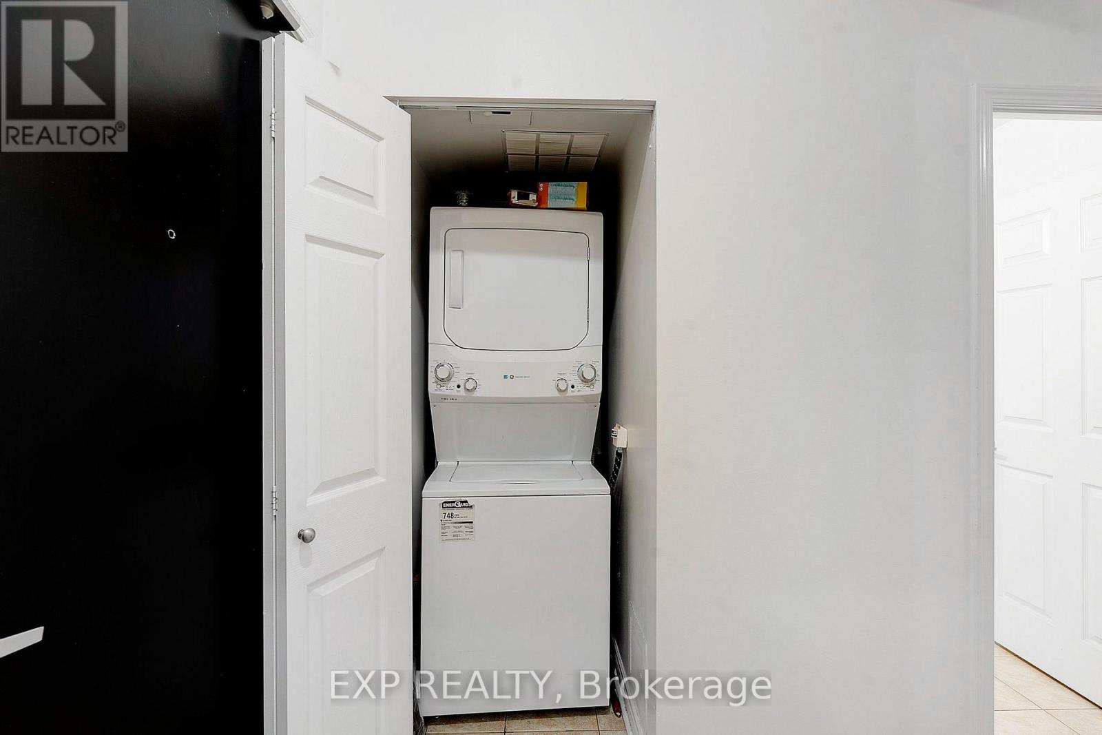 3003 - 388 Prince Of Wales Drive, Mississauga, Ontario  L5B 0A1 - Photo 14 - W13763764
