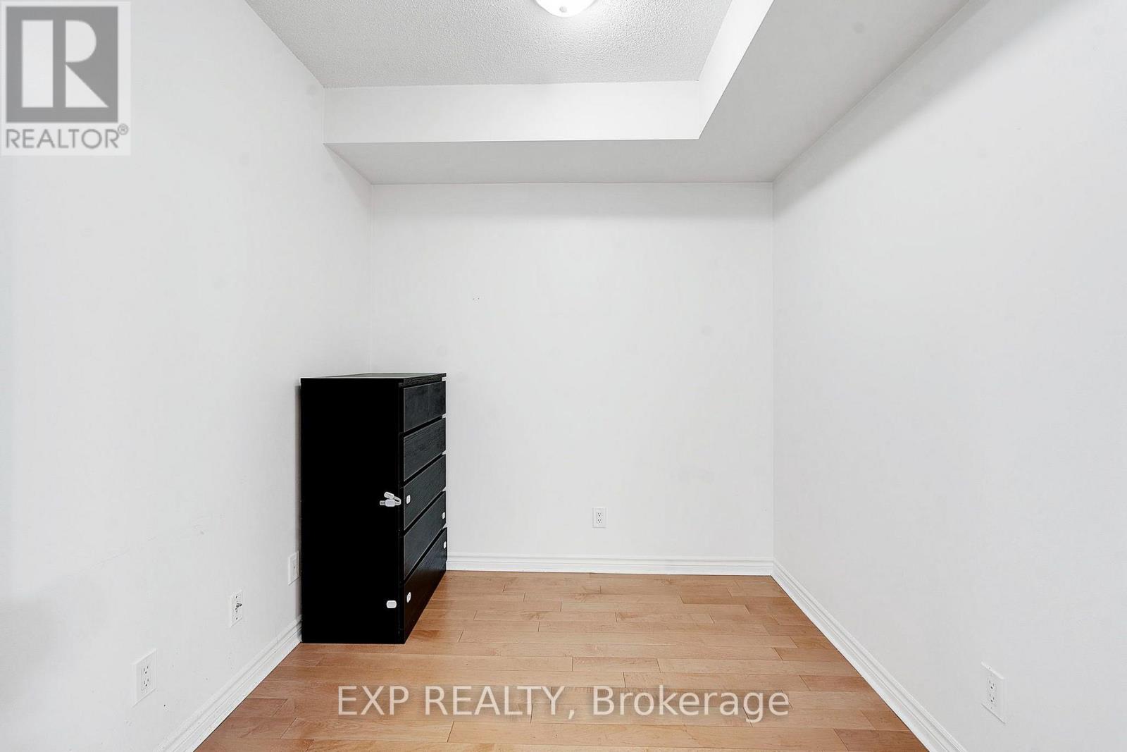 3003 - 388 Prince Of Wales Drive, Mississauga, Ontario  L5B 0A1 - Photo 5 - W13763764